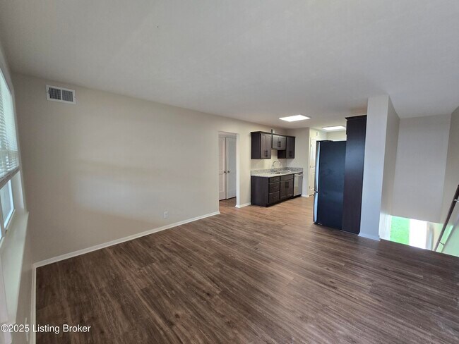 Building Photo - 9124 Kenlock Dr