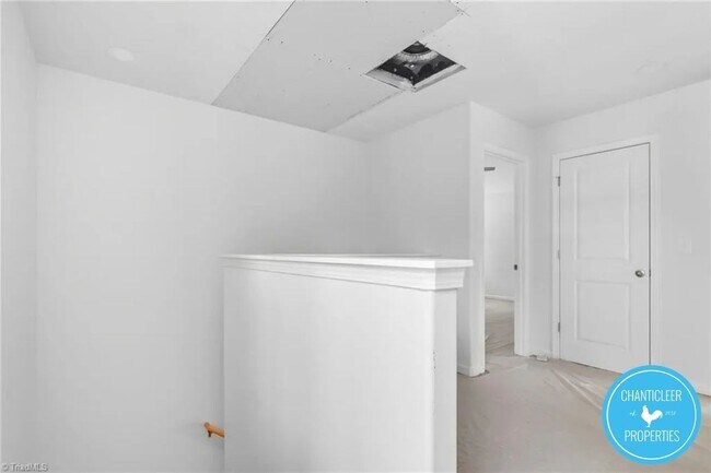 Building Photo - 2903 Bolton Pl