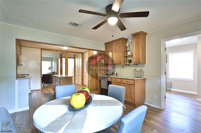 Building Photo - 1625 Burger St