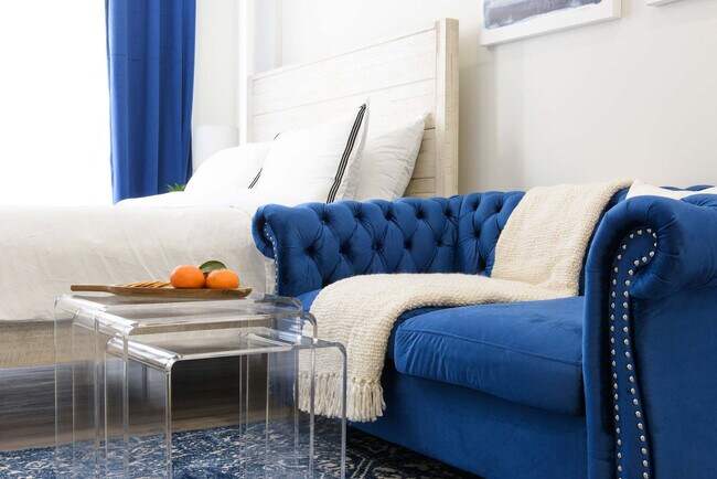 Building Photo - 240e E 75th St