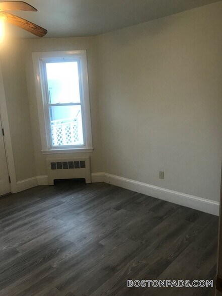 Building Photo - 90 Winthrop Shore Dr