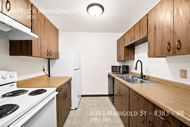 Building Photo - 8383 Marigold St