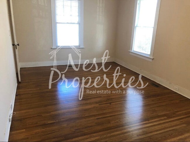 Building Photo - 5404 Colonial Dr