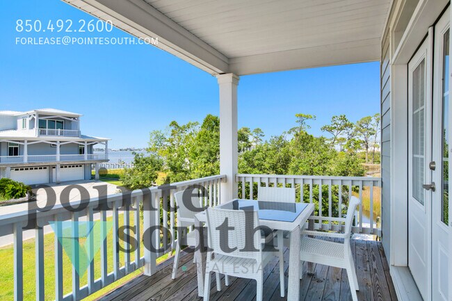 Building Photo - 16262 Tarpon Dr