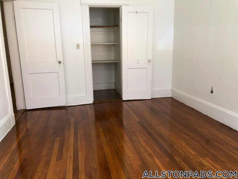 Building Photo - 1254 Commonwealth Ave