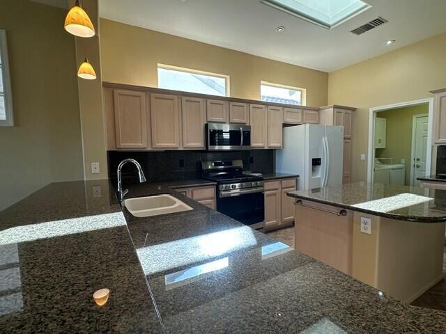 Building Photo - 78111 Bovee Cir