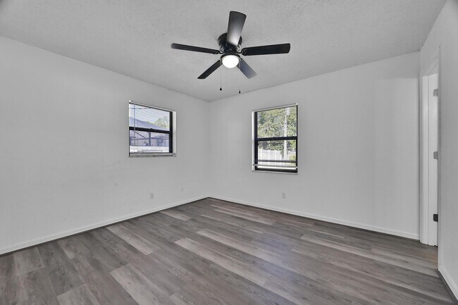 Building Photo - 800 Garland Ave