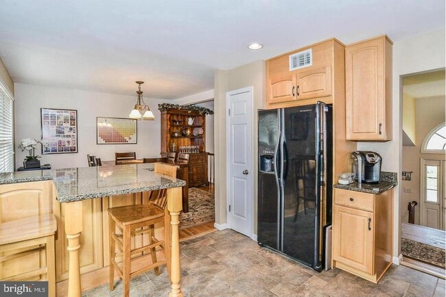 Building Photo - 9013 Chestnut Ridge Rd