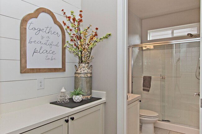 Building Photo - 4Bd/3Ba Snoqualmie House