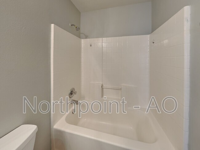 Building Photo - 5213 La Jolla Ln