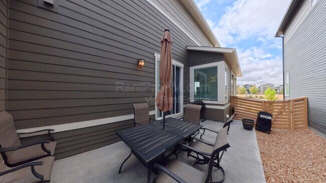 Building Photo - 6126 Saddle Horn Dr
