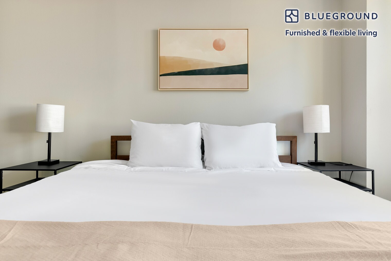 Building Photo - 77 W Huron St