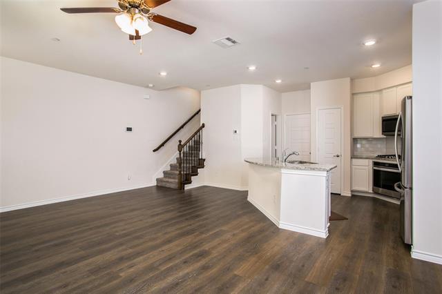 Building Photo - 2435 Klamath Dr