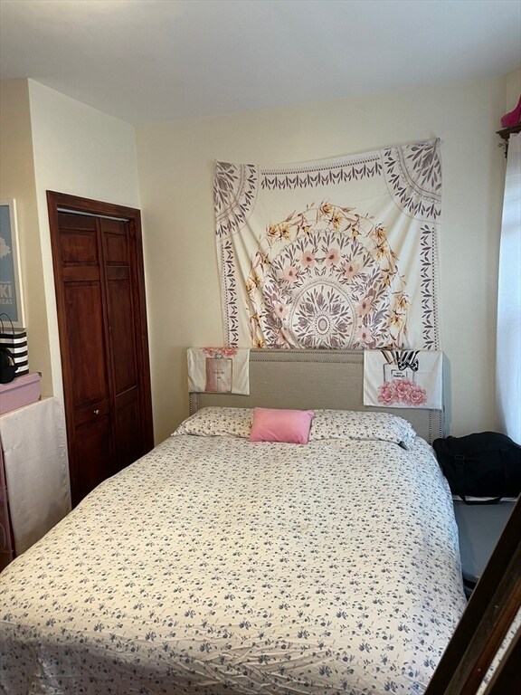 Building Photo - 8 Foskett St