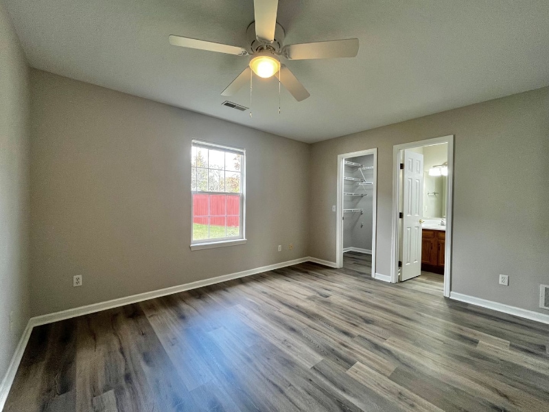 Building Photo - 7717 Frontier Ave