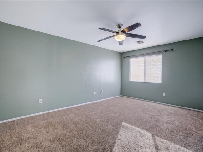 Building Photo - Modern 2-Story Home with Spacious Layout &...