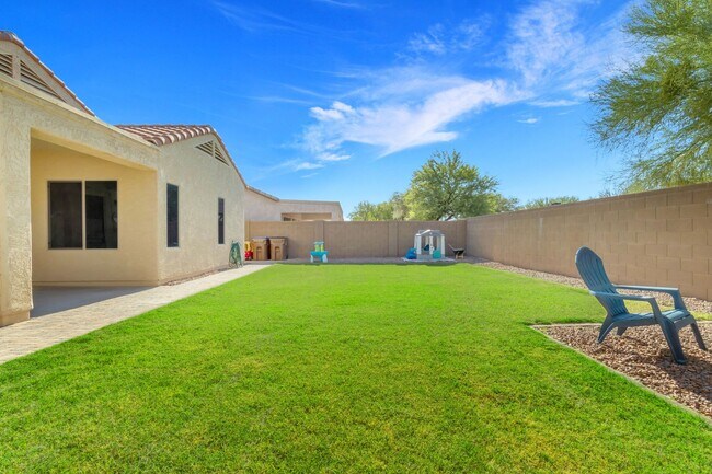Building Photo - Stunning Single-Level Rental In The Highly Sought-After Anthem at Merrill Ranch!