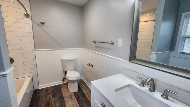 Building Photo - 395 Mineral Rd