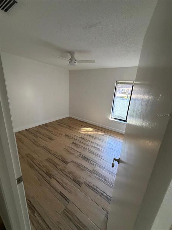 Building Photo - 933 Woodland Dr