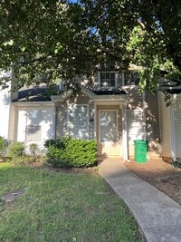Building Photo - 2340 Wellington Cir