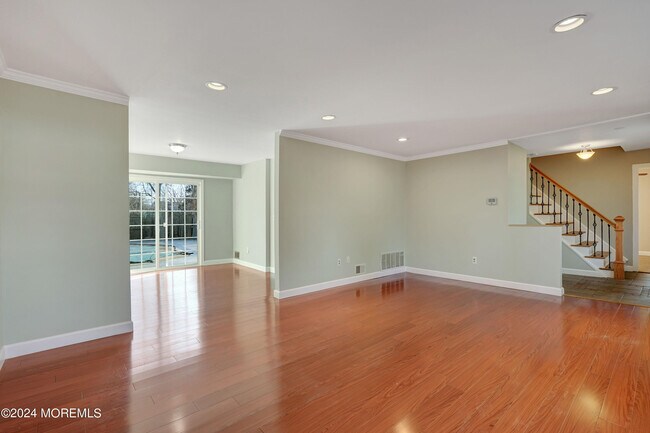 Building Photo - 22 Brookside Ct