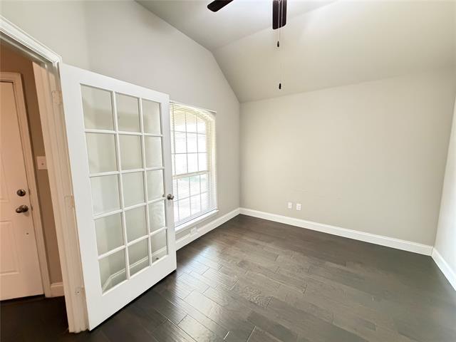 Building Photo - 7924 Buttonwood Dr