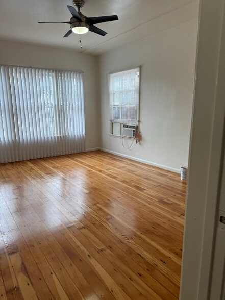 Building Photo - 1781 Orchid Ave