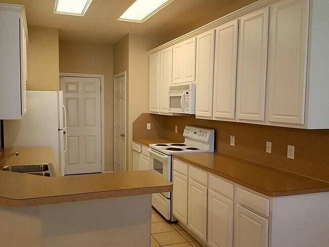 Building Photo - 111 Gallery Cove Ct