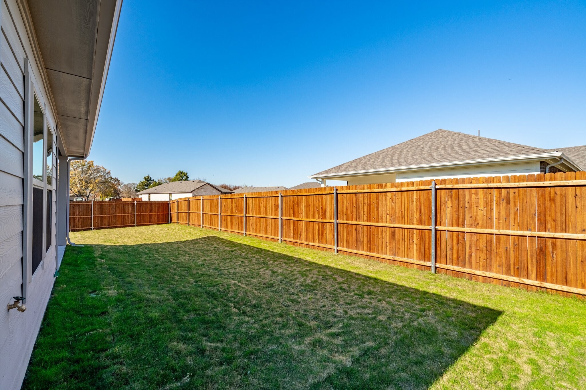 Building Photo - 3300 Sedge Grass Dr