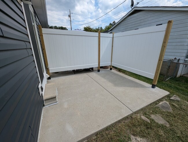 Patio - 28 Cheshire St