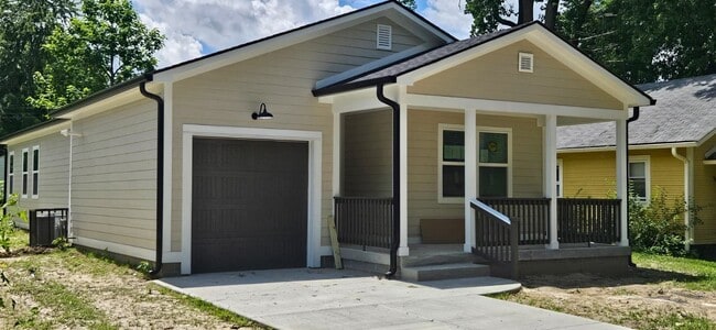 Building Photo - 4815 Rowney St