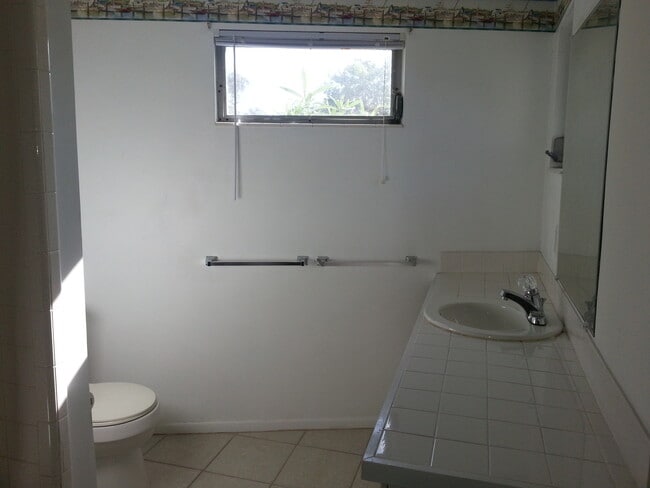 Building Photo - 2203 Montclair Drive, Sarasota, FL 34231