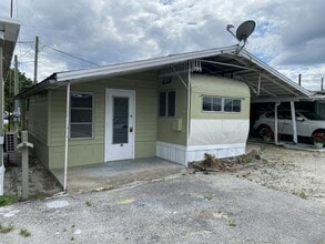 Building Photo - 50 Circle Dr