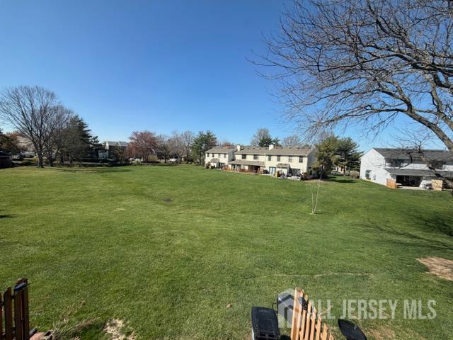 Building Photo - 253 Bromley Pl