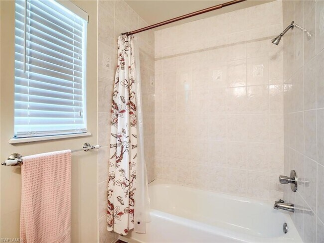 Building Photo - 6020 Cypress Ln