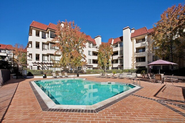 Building Photo - 5865 Friars Rd