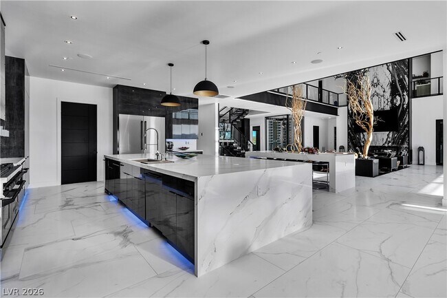 Building Photo - 3266 S Spg Mountain Blvd