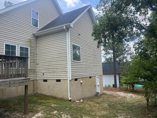 Building Photo - 35 Clearwater Harbor