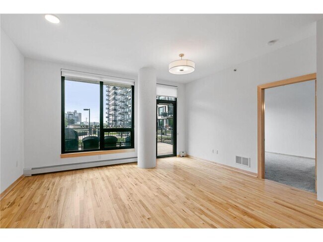 Building Photo - 1240 S 2nd St