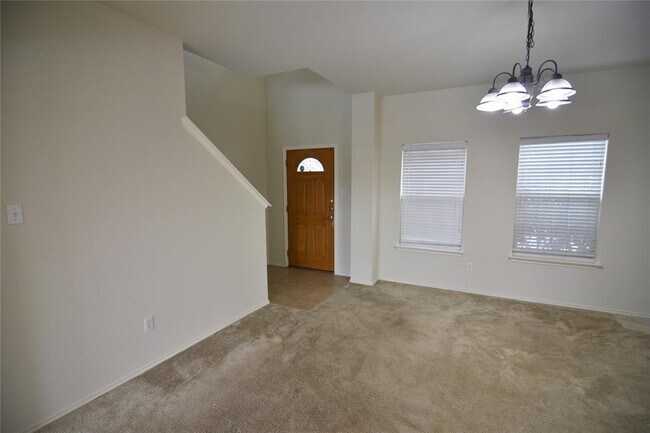 Building Photo - 2413 Rachel Ct