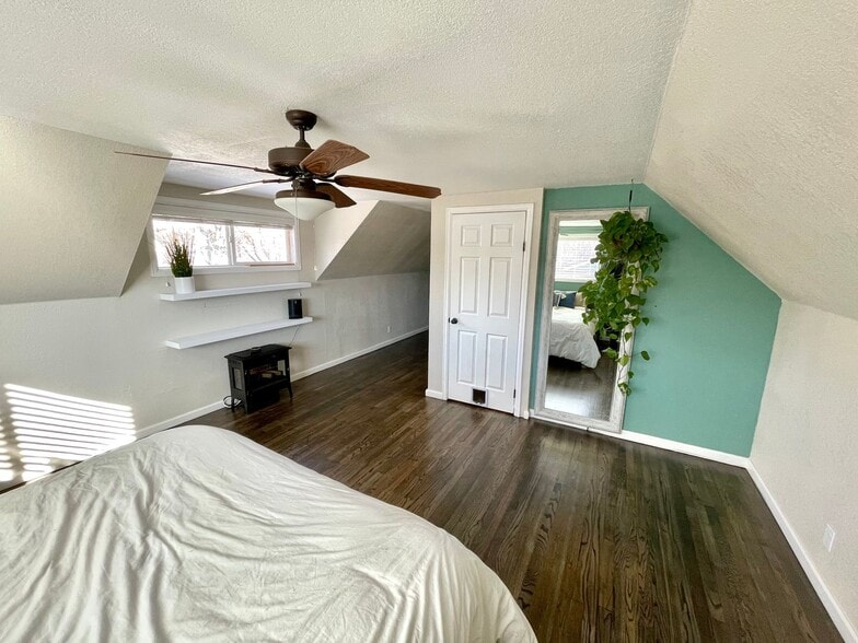 Building Photo - 4585 Martin Dr