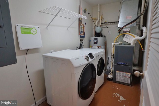 Building Photo - 22437 Dark Star Way