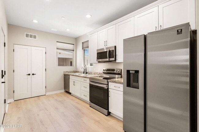 Building Photo - 3448 Oro Grande Blvd