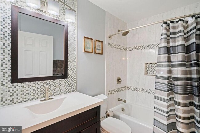 Building Photo - 26147 Lands End Dr