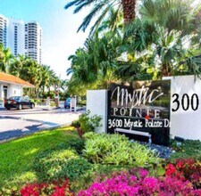 Building Photo - 3600 Mystic Pointe Dr