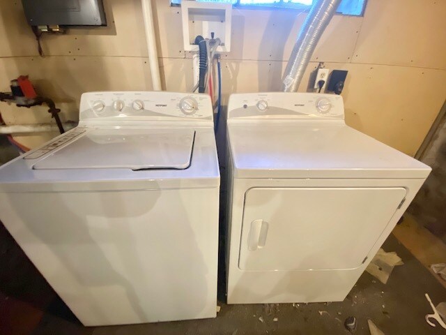 Building Photo - 4 Alcott St