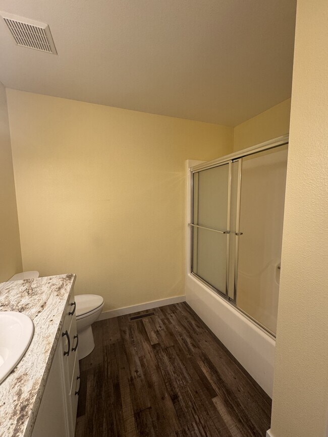 Building Photo - 3019 Colton Blvd