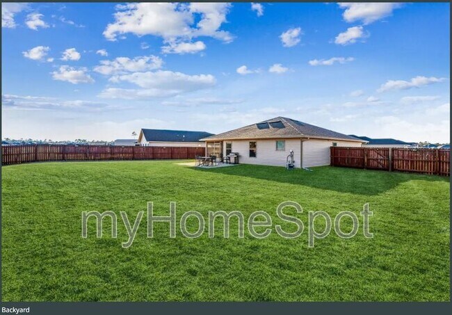 Building Photo - 6315 Redberry Dr