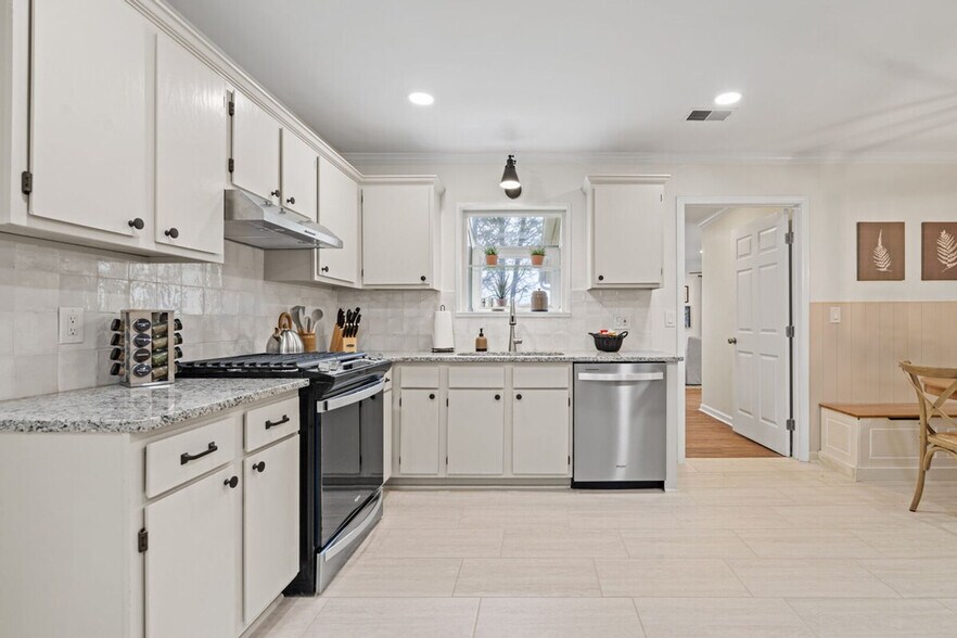 Building Photo - 277 Milam Bridge Rd SW