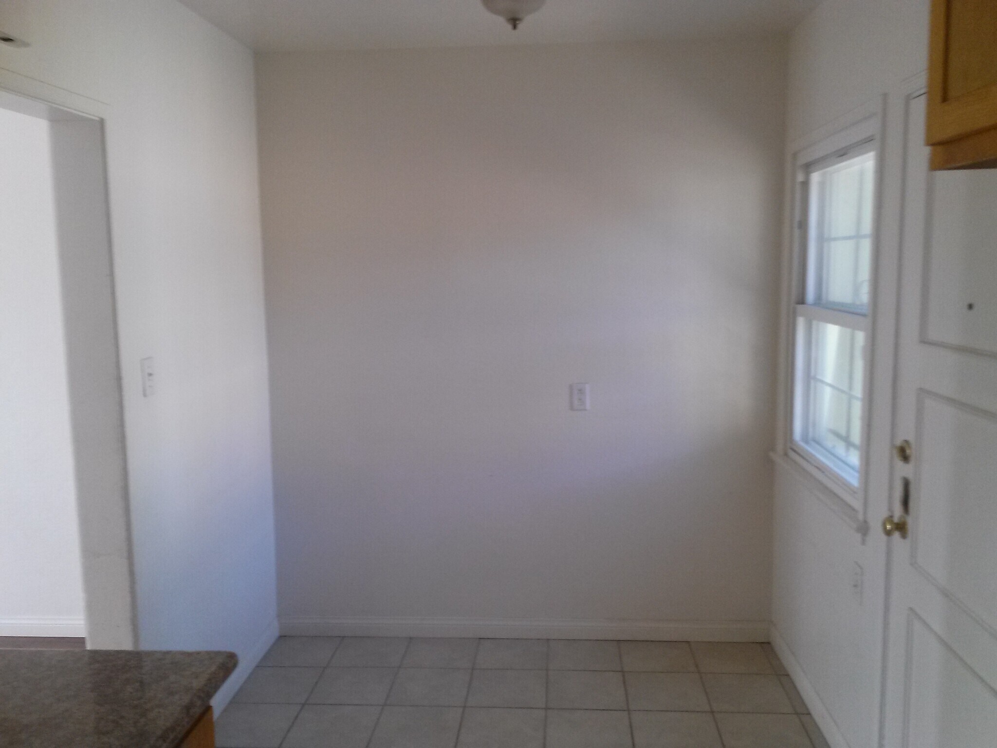 Building Photo - 720 Walnut St